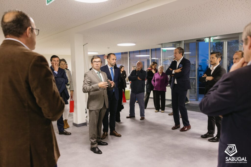 578964644 1237486461755333 1613436296904825397 N