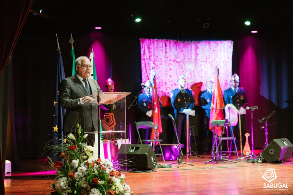 579996611 1237484638422182 5489445540418004470 N